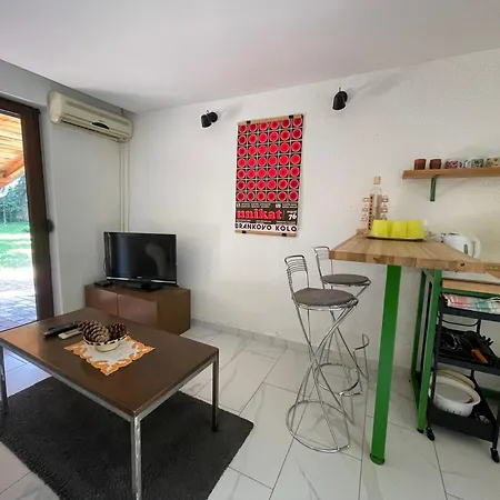 Pb Garden With Secured Parking *