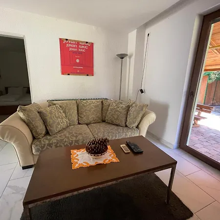 Apartamento Pb Garden With Secured Parking Sremska Mitrovica